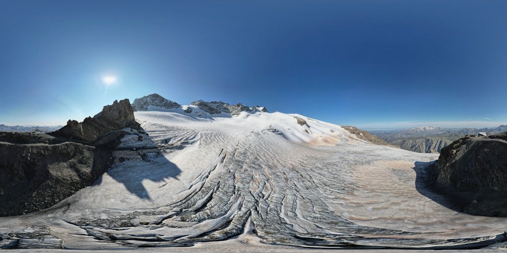 Vue aérienne du glacier de la Girose à La Grave, massif des Écrins